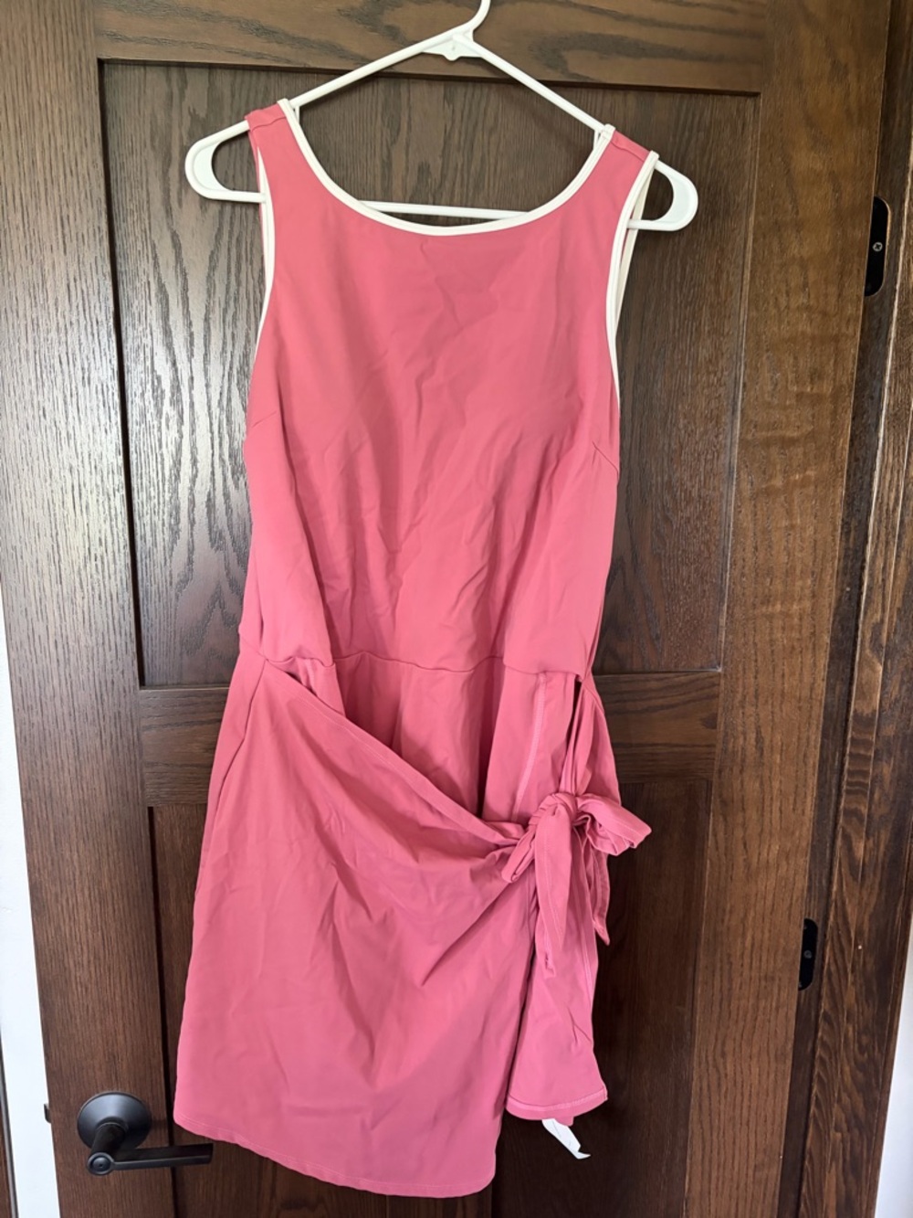 Women’s Pink Tie-Waist Sleeveless Dress
